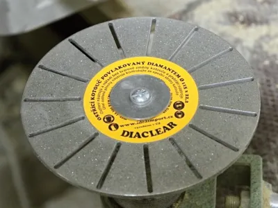 Diamantový brúsny kotúč Diaclear Ø 115 mm pre uhlové brúsky Drážkový 181/76